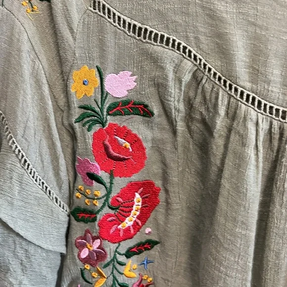 Altar’d State size Med Olive Embroidered Top ruffle - Picture 5 of 5